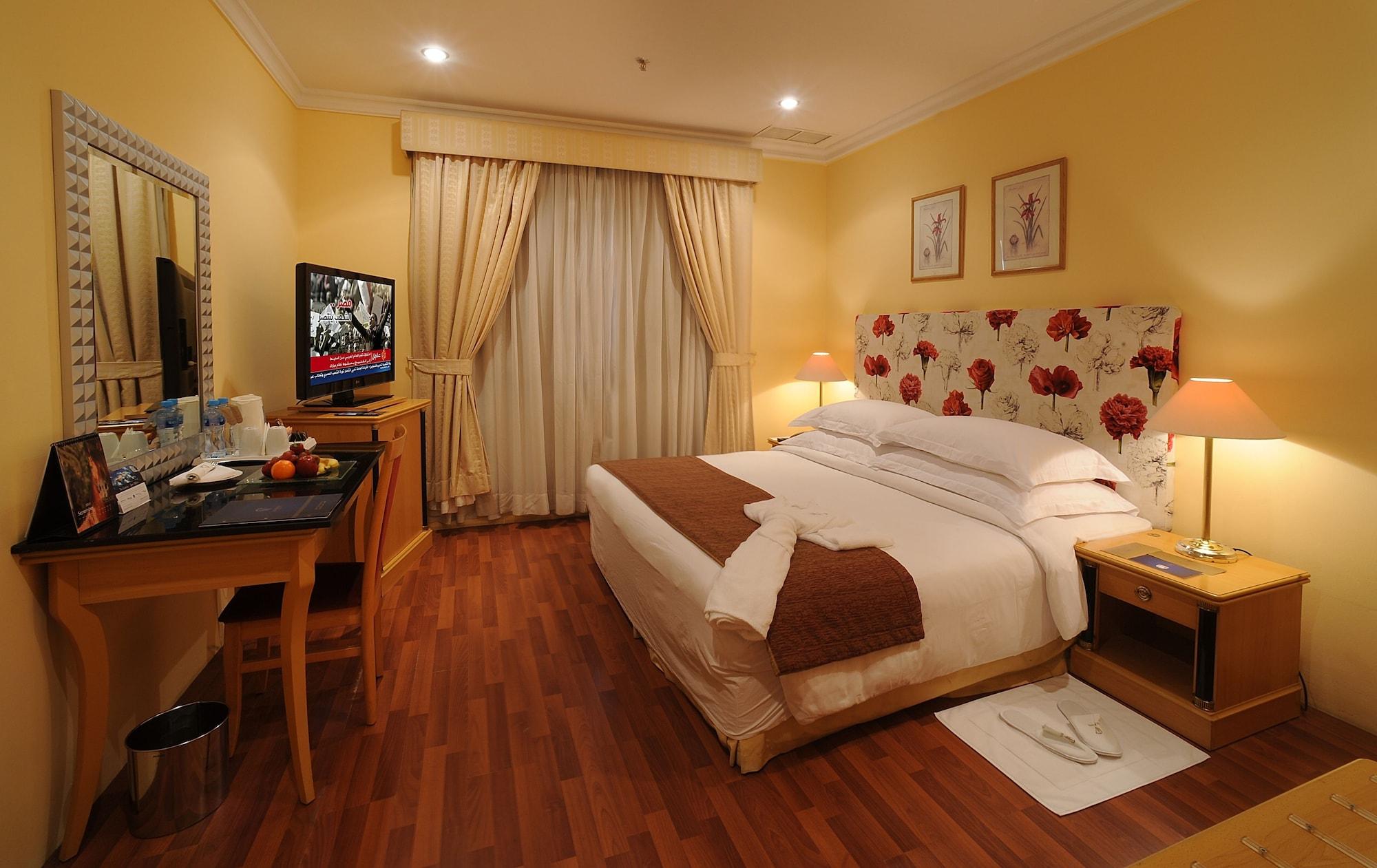 Le Royal Hotel Koweït Extérieur photo