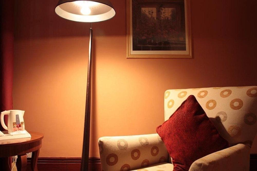 Le Royal Hotel Koweït Extérieur photo