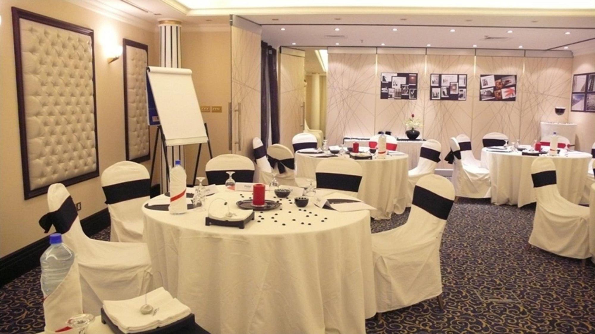Le Royal Hotel Koweït Restaurant photo