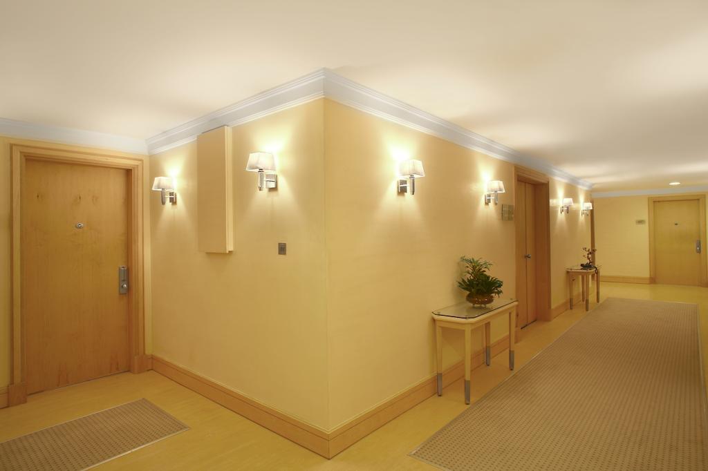 Le Royal Hotel Koweït Extérieur photo