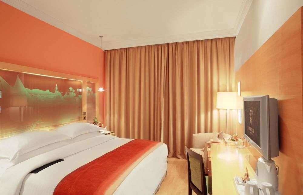 Le Royal Hotel Koweït Extérieur photo